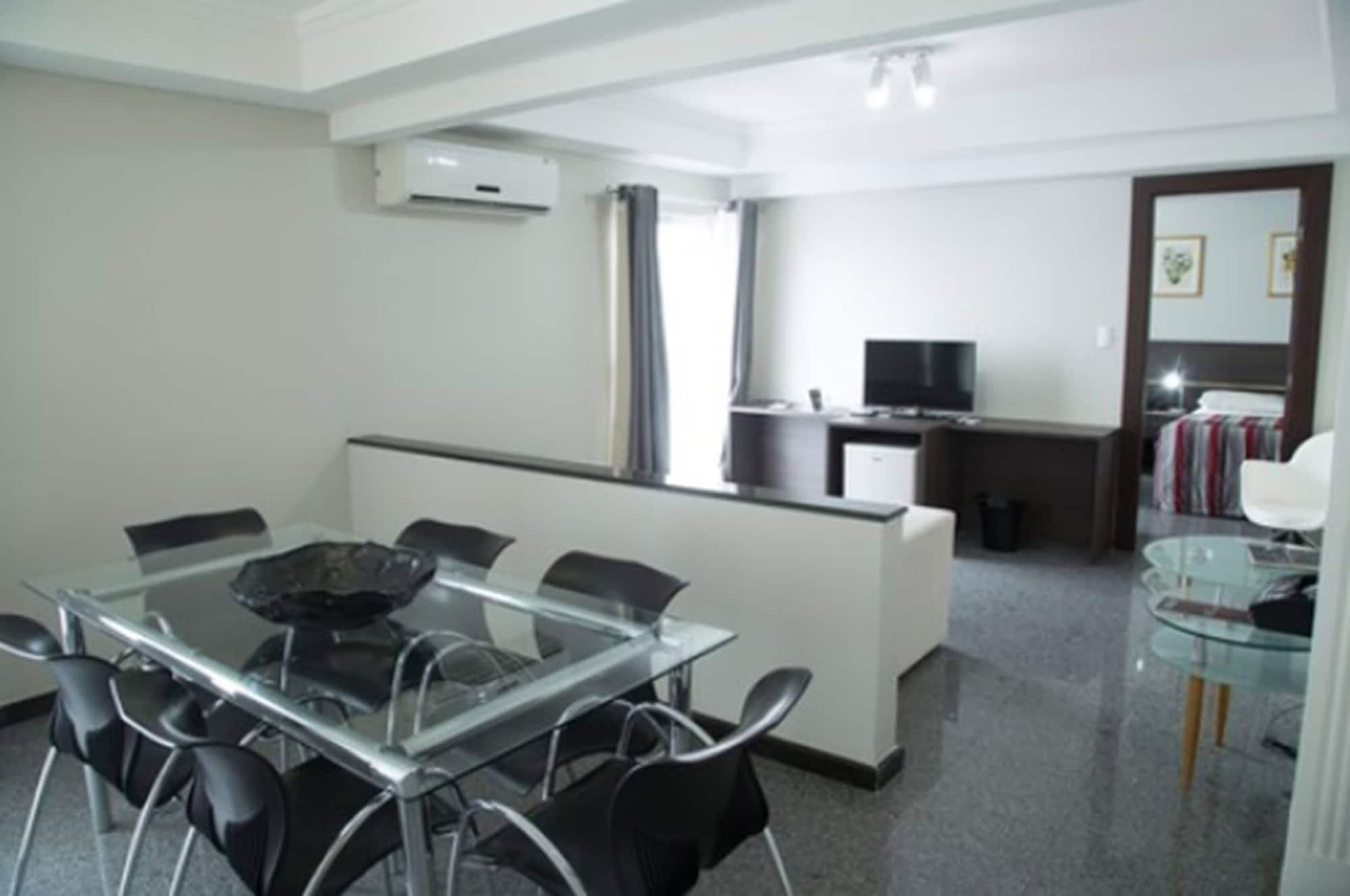 מנאוס Da Vinci Hotel & Conventions מראה חיצוני תמונה