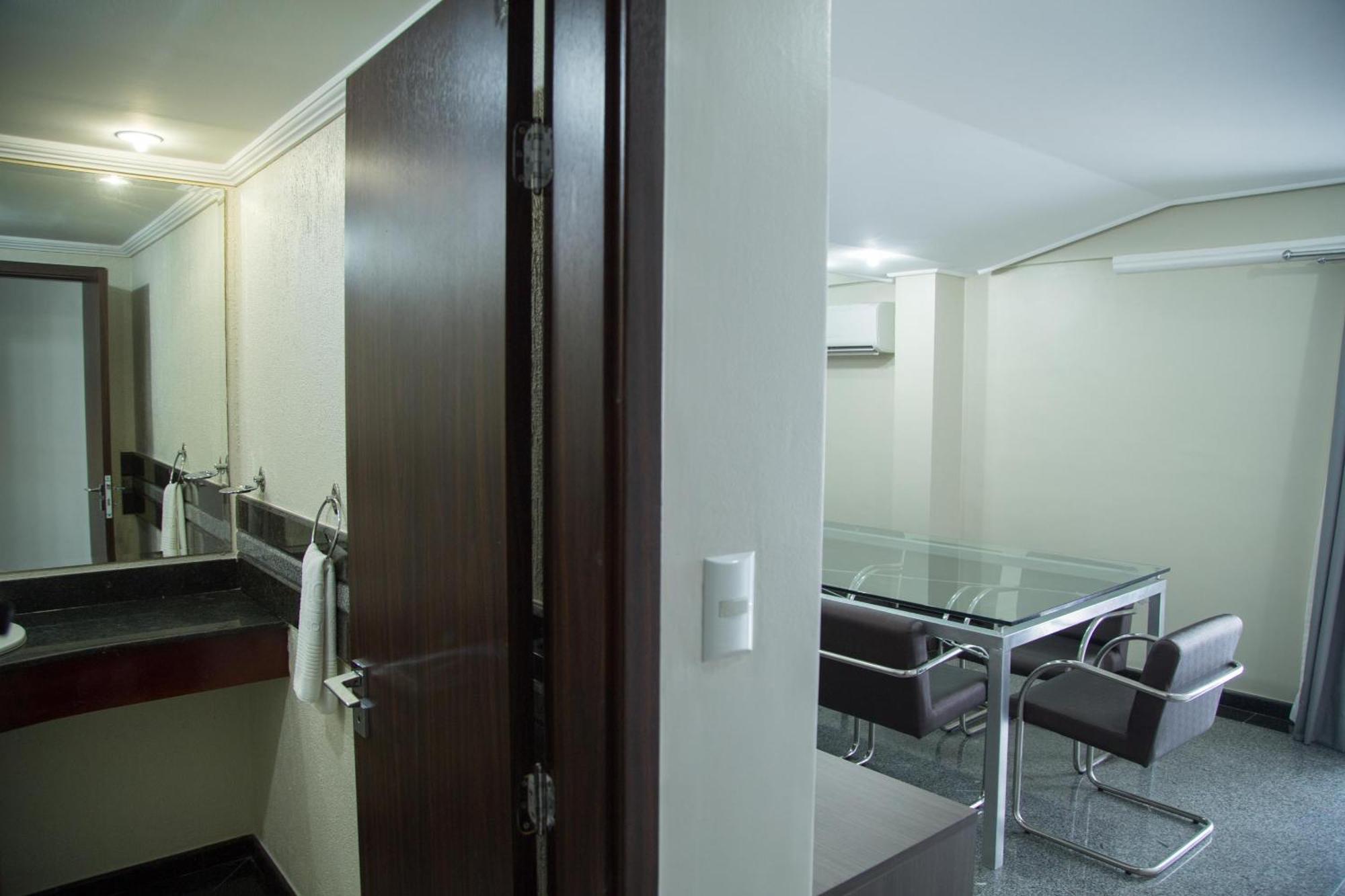 מנאוס Da Vinci Hotel & Conventions חדר תמונה