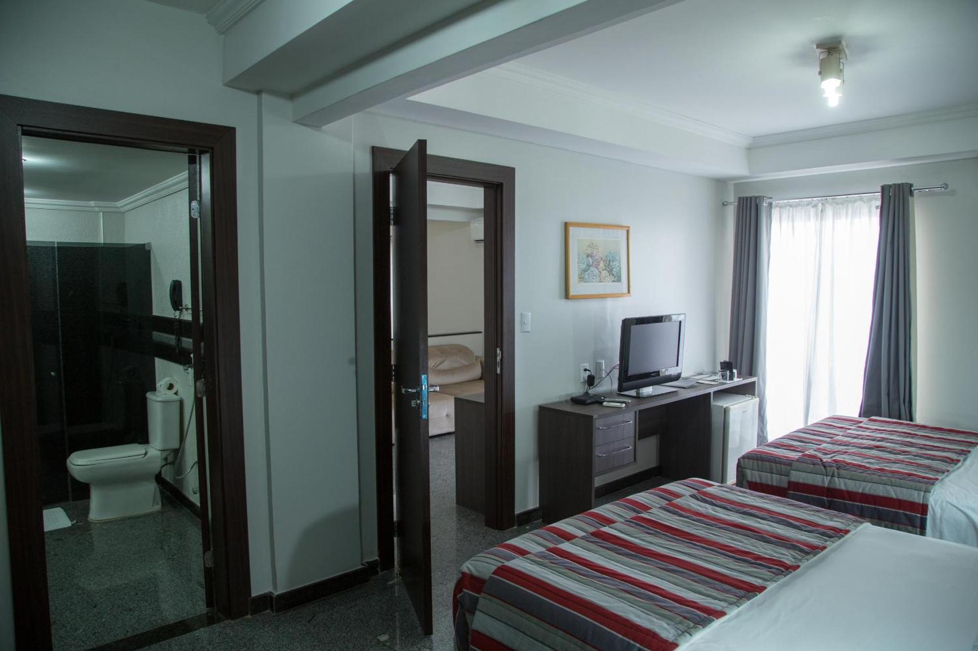 מנאוס Da Vinci Hotel & Conventions חדר תמונה